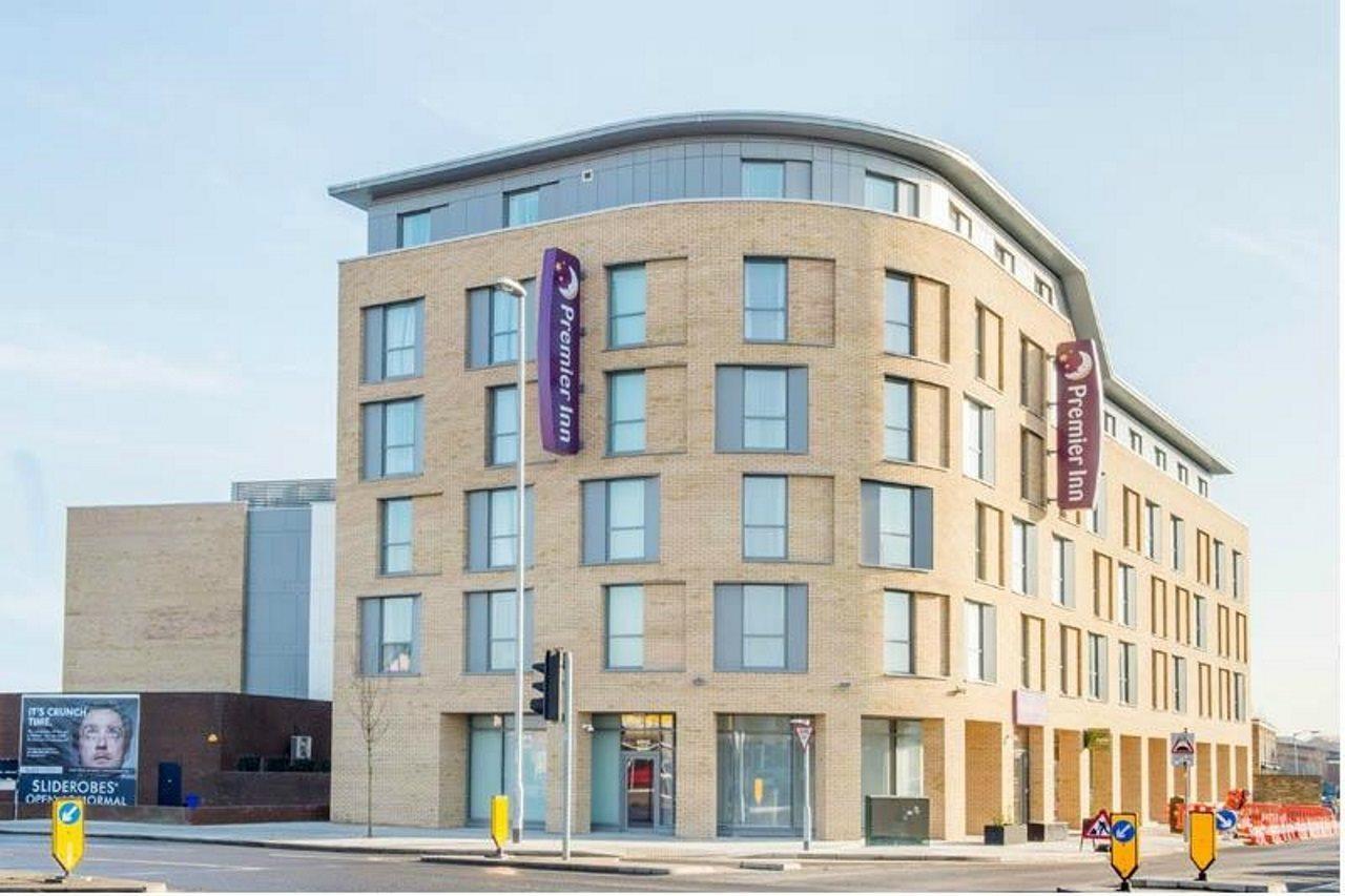 Premier Inn Cambridge City Centre Exterior foto