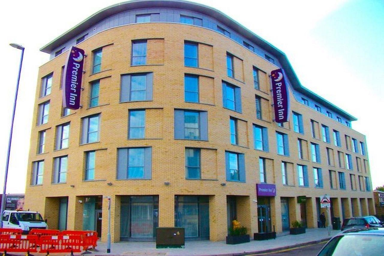 Premier Inn Cambridge City Centre Exterior foto